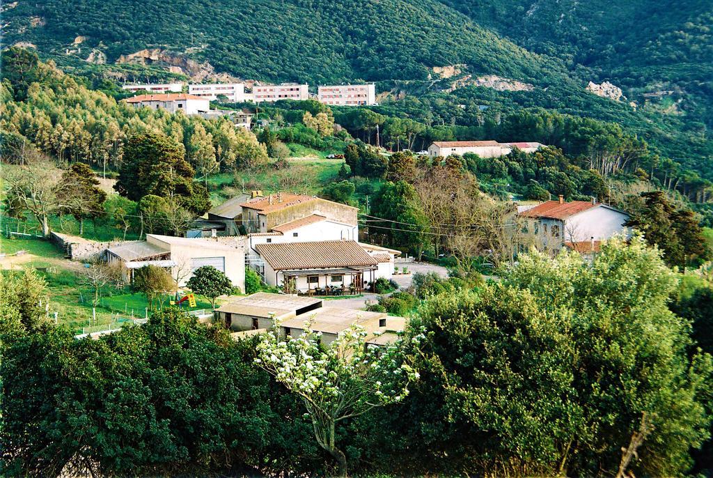 Willa Agriturismo Satanca Arbus Zewnętrze zdjęcie